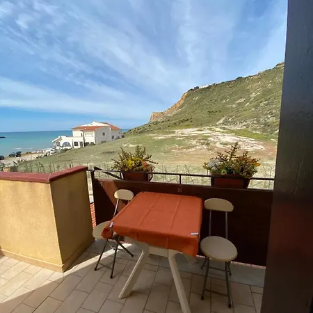 Scala Dei Turchi Apartment *