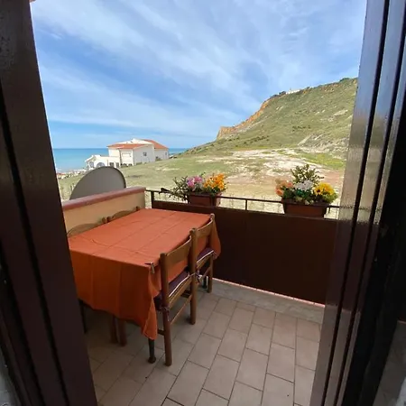 Scala Dei Turchi Реальмонте